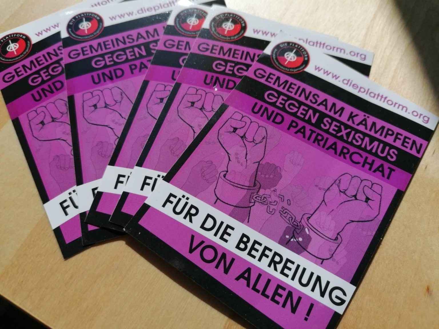 Feministische Aufkleber Jetzt Bestellbar Die Plattform